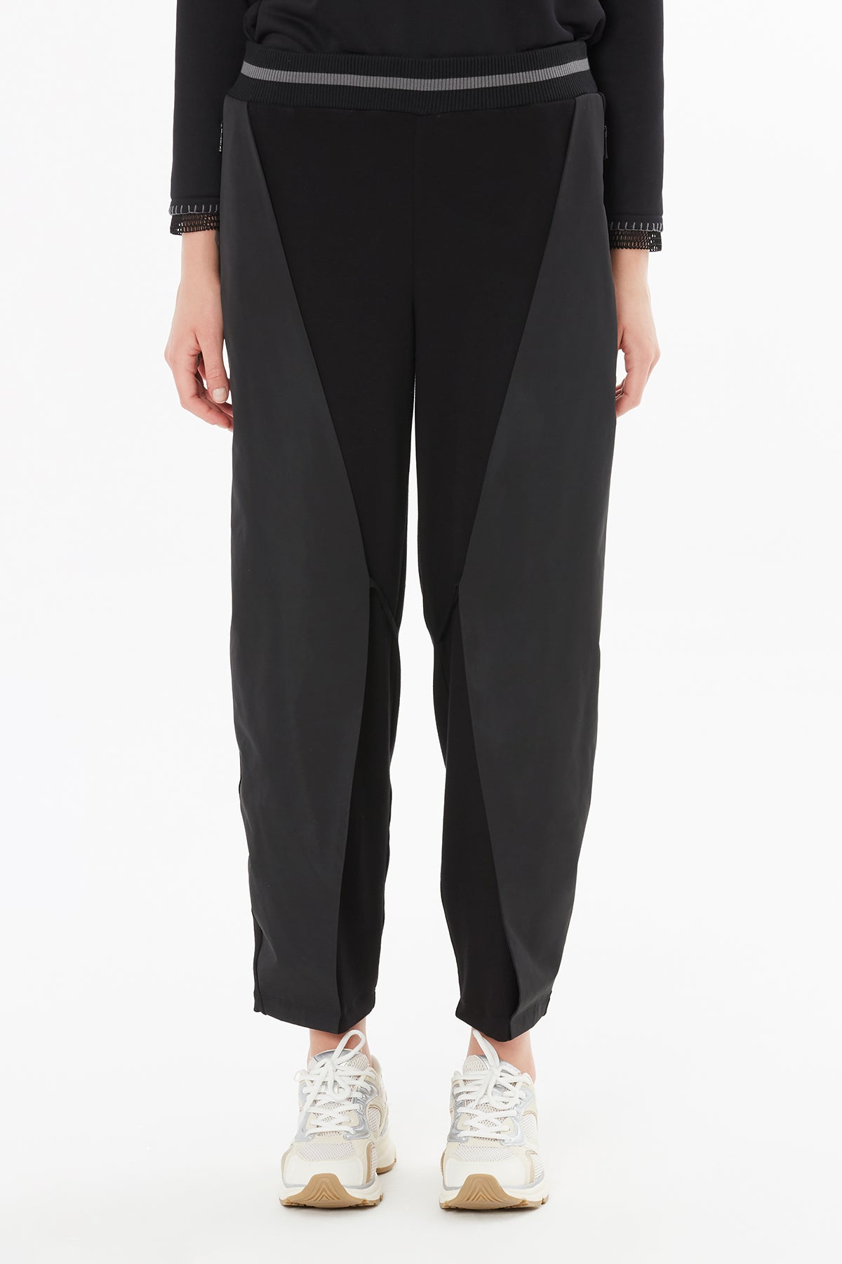 Black Ankle-Length Sweatpants