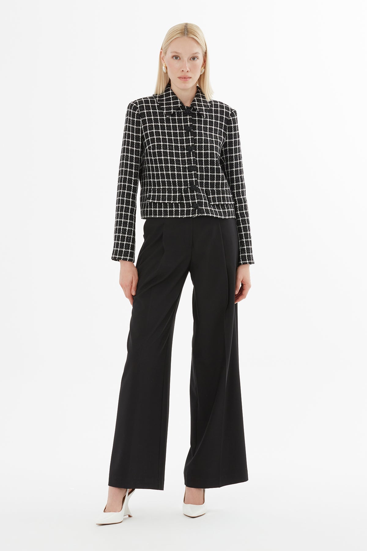 Suit with Jacket with Single Closure and Palazzo Pants