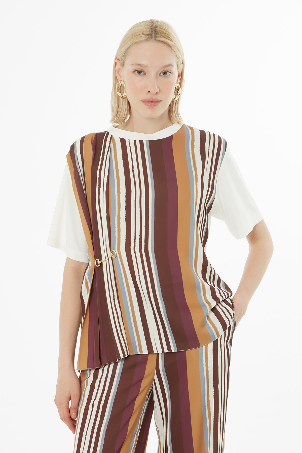 Printed Pleated Striped Set with Detail