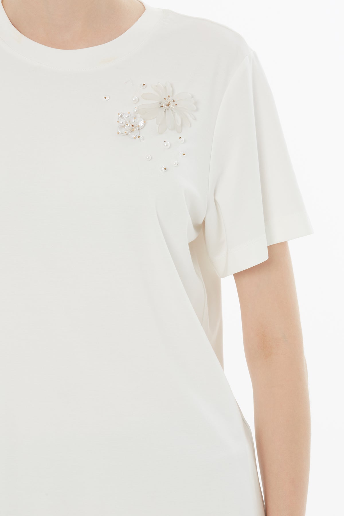 Ecru Blouse with Brooch Details