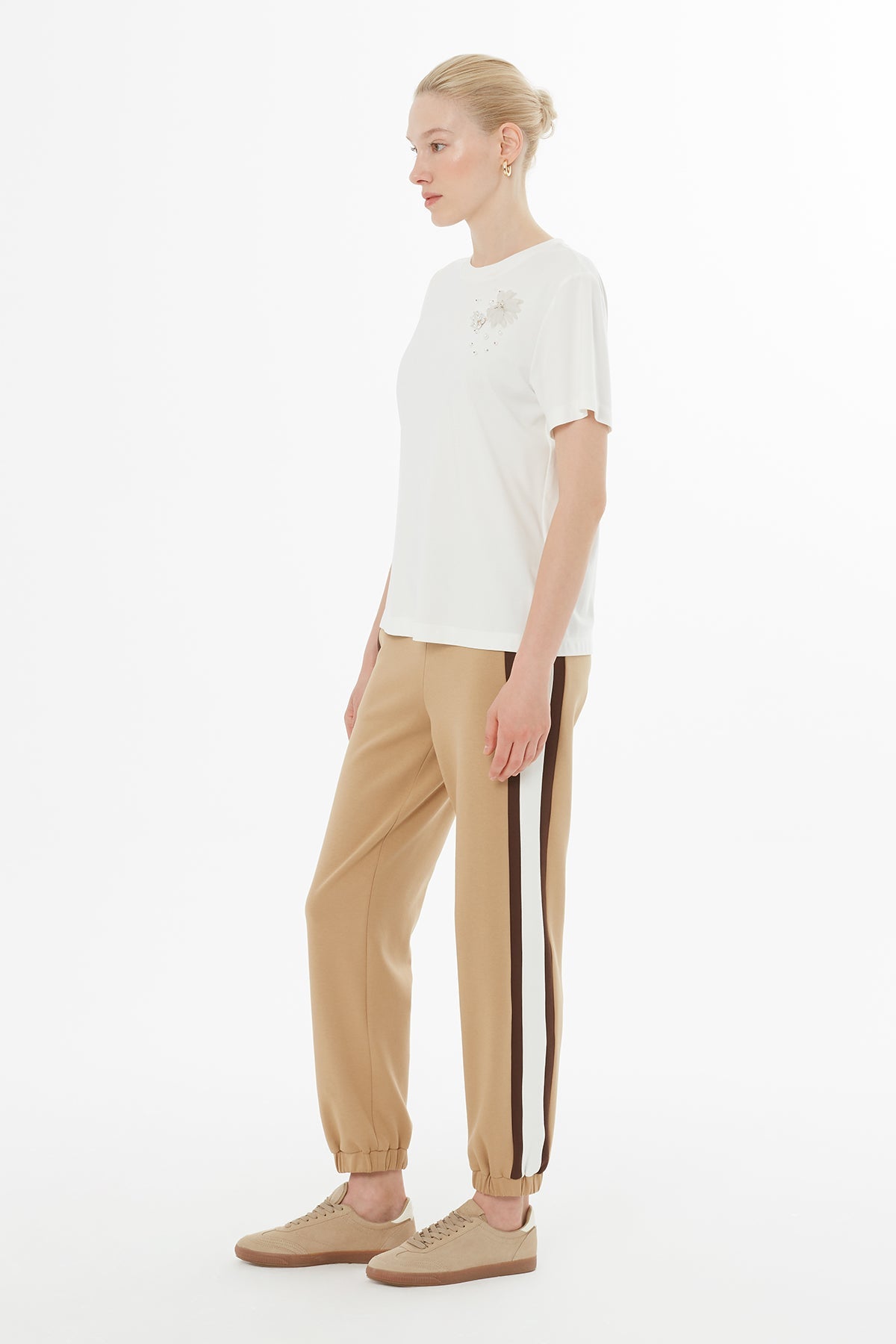 Ecru Blouse with Brooch Details