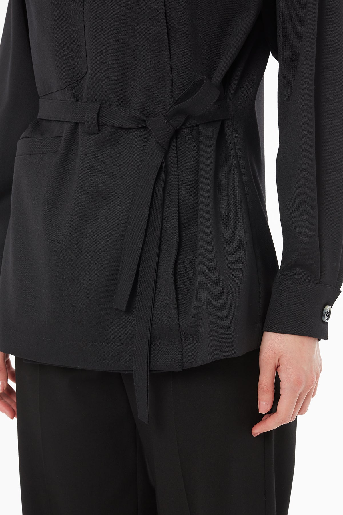 Black Jacket with Bridge