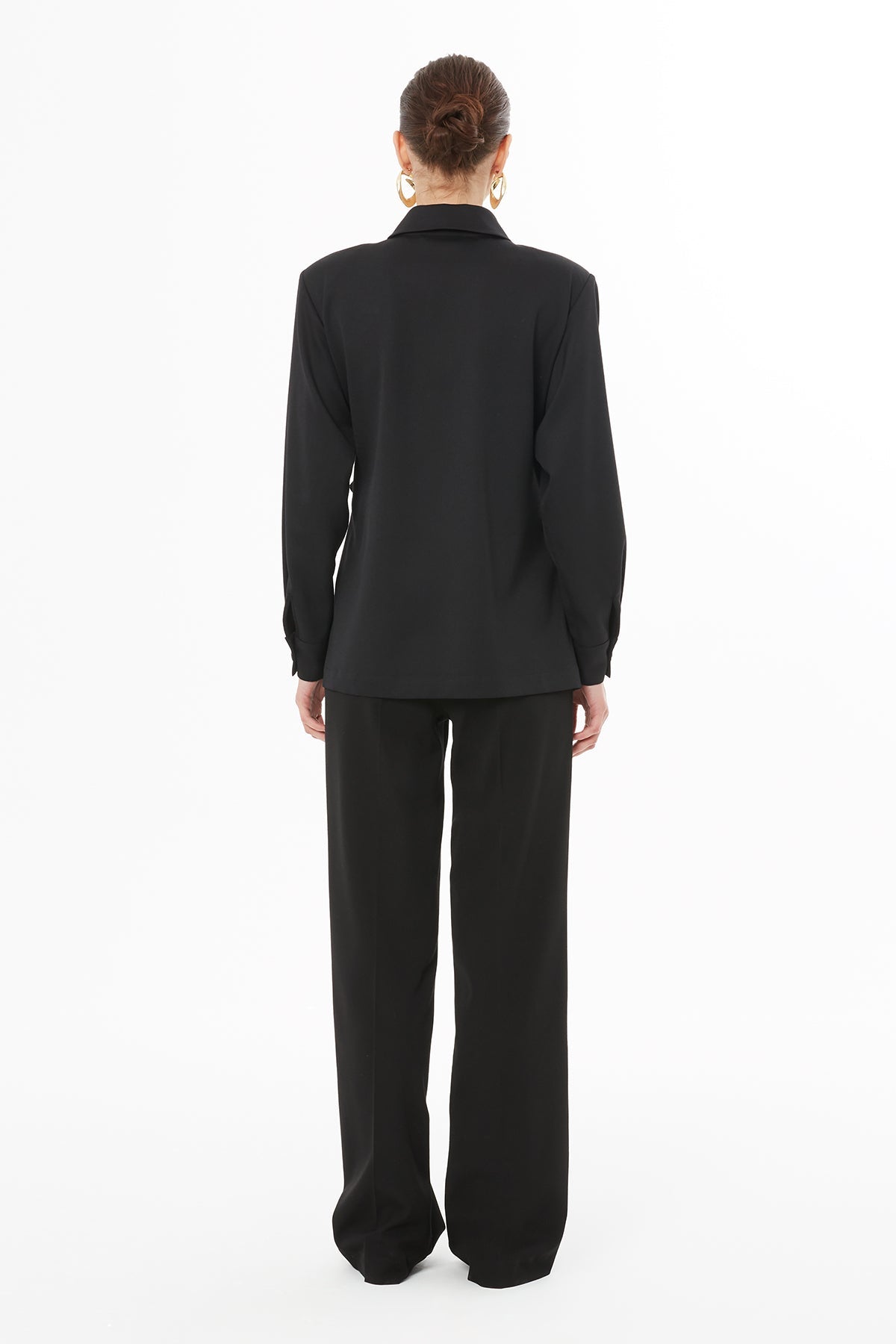 Black Jacket with Bridge