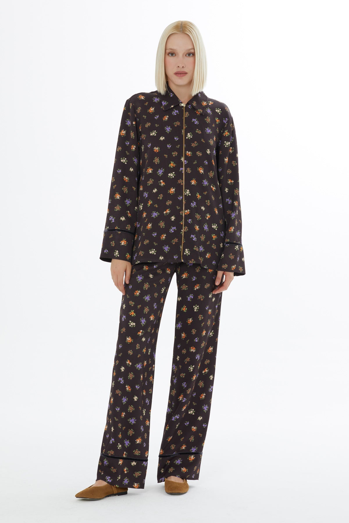 Printed Comfortable Zip-Up Suit