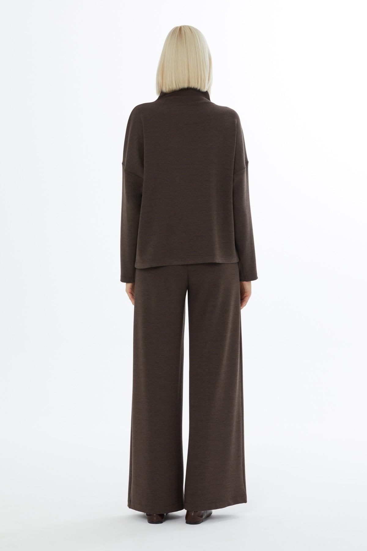 Brooch-Detail Elastic Waist Tracksuit Set