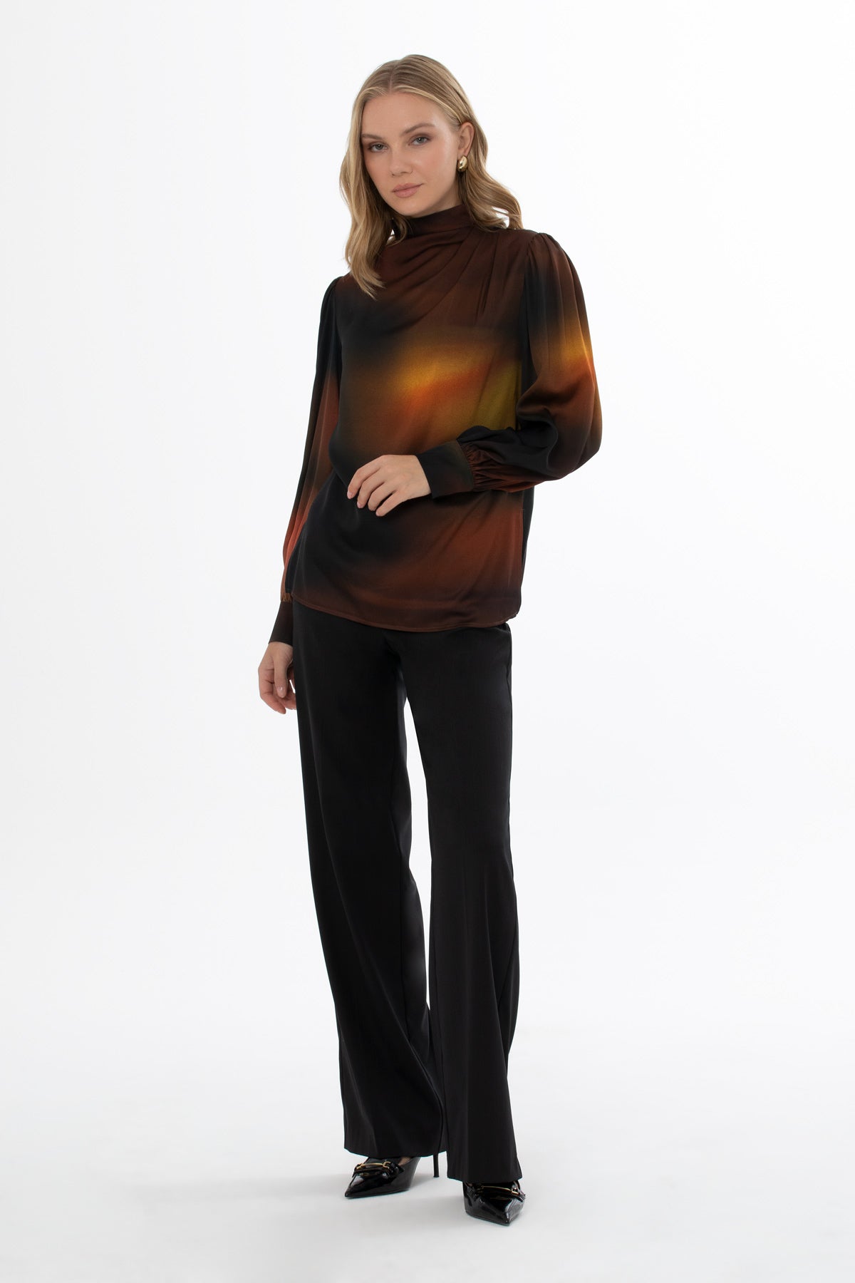 Printed Blouse with Buttoned Sleeves