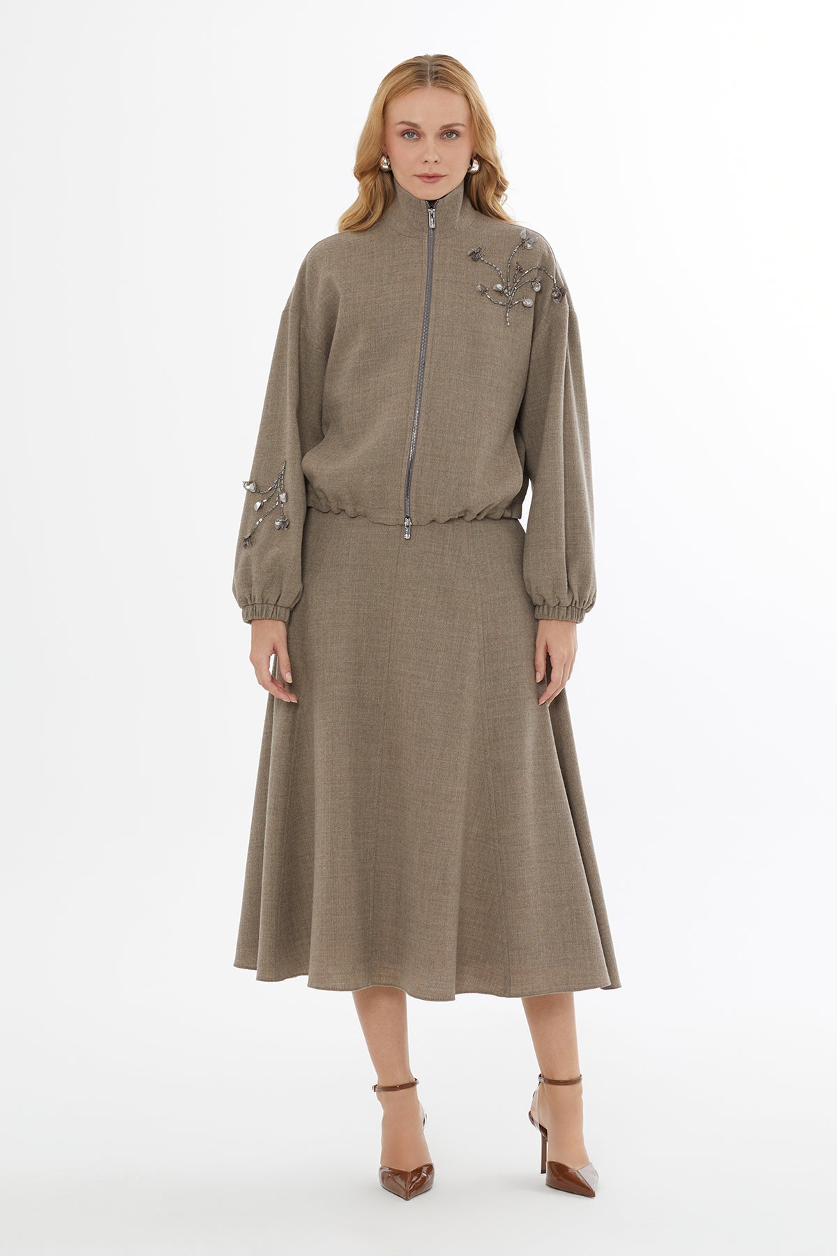 Beige Jacket with Metal Zipper