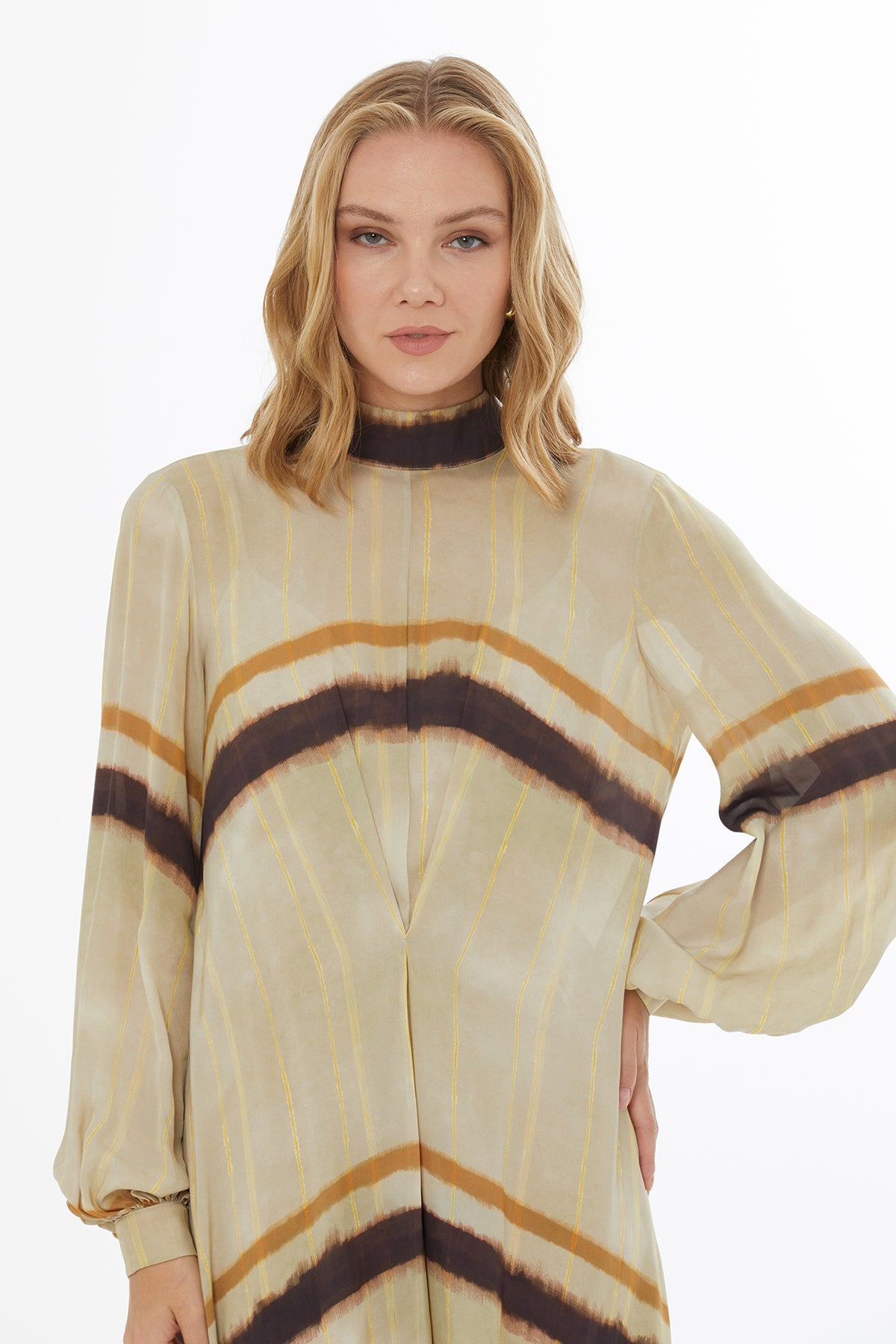 Printed Long-Sleeved Midi Dress