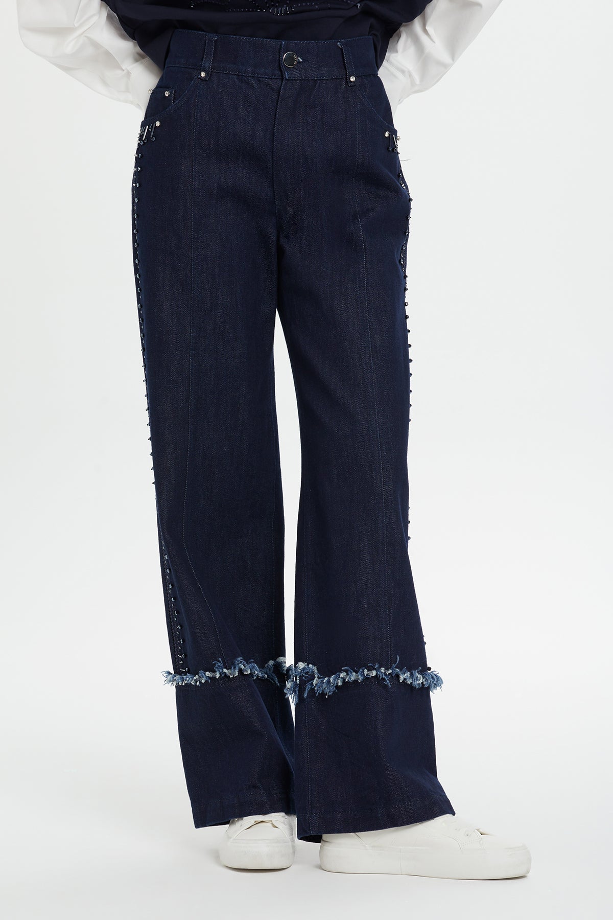 Embroidered Wide-Leg Jeans