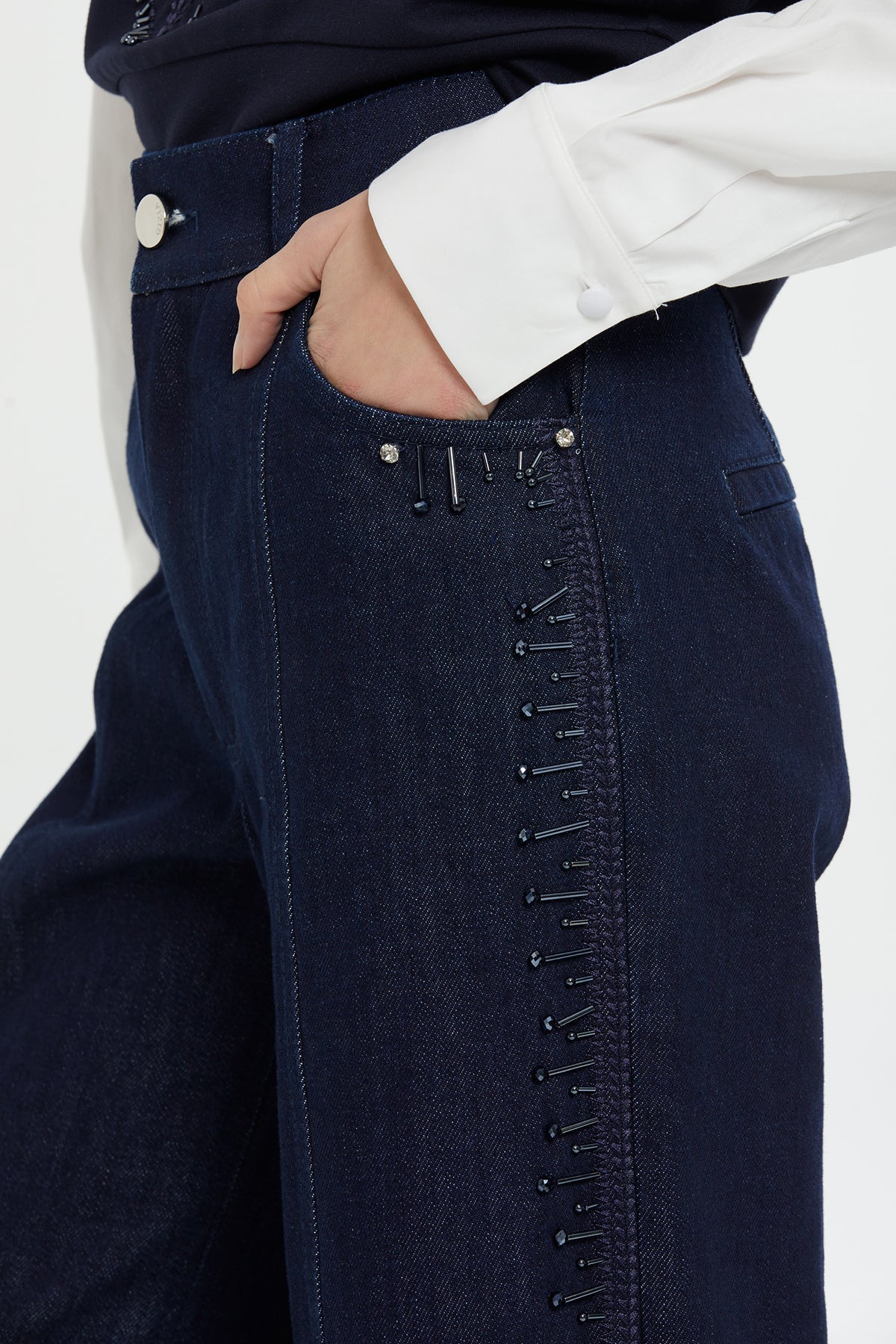 Embroidered Wide-Leg Jeans