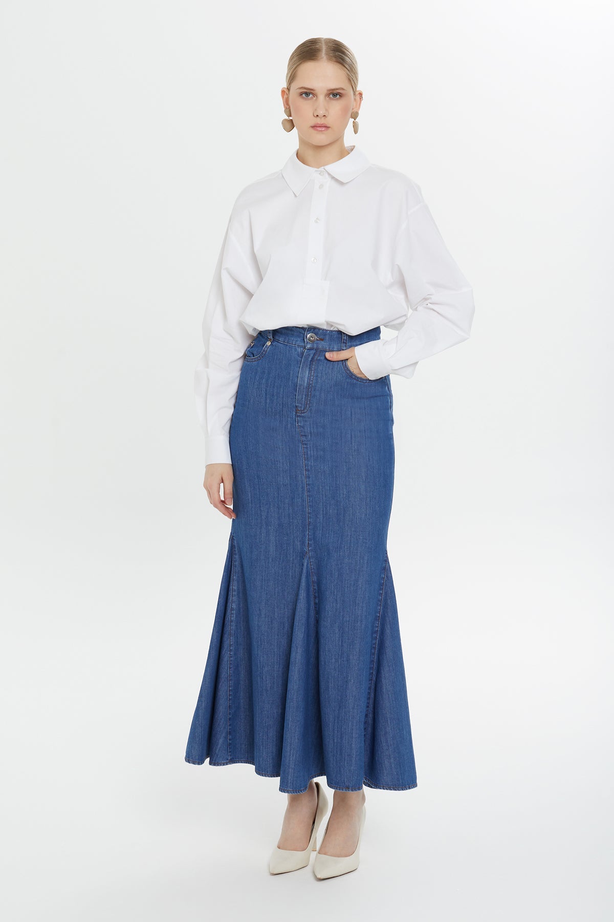 Navy High-Waist Maxi Denim Skirt