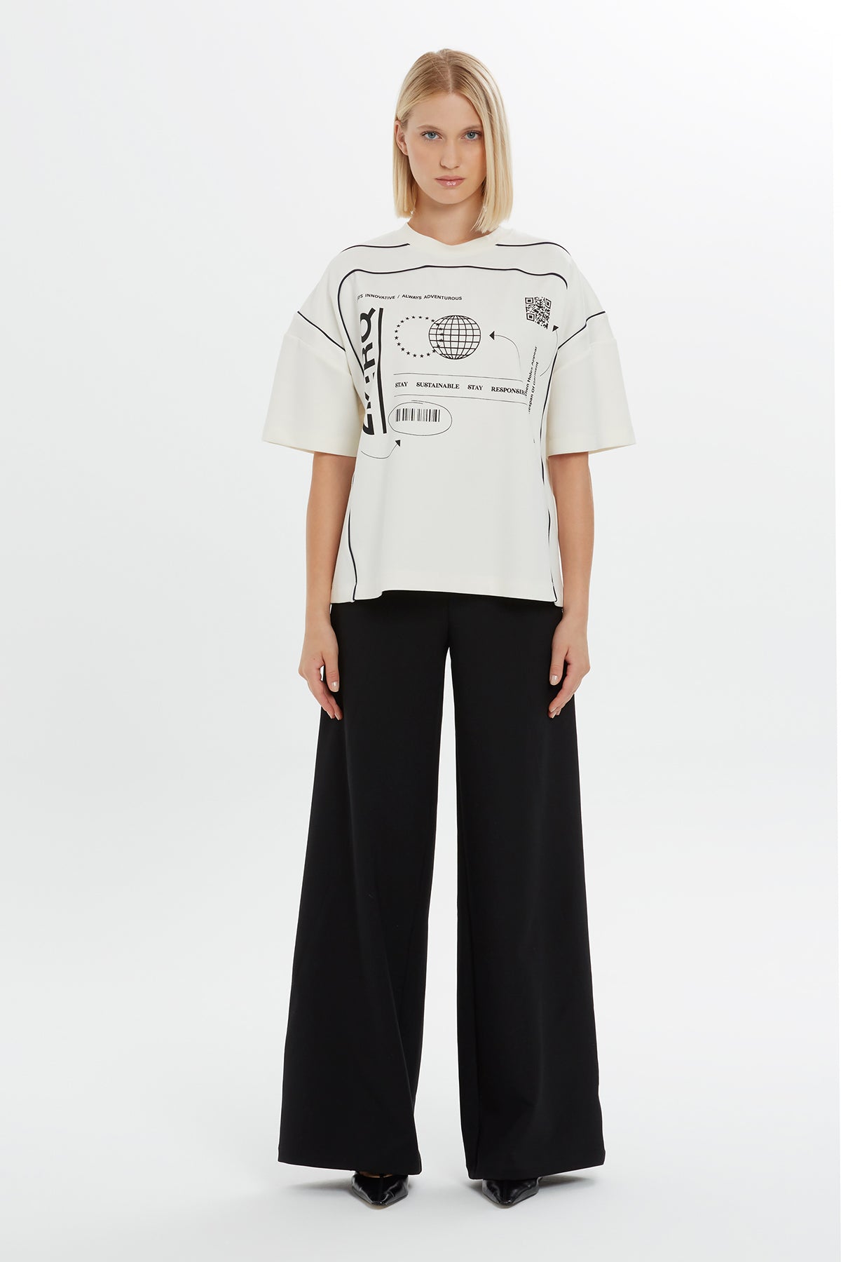 Ecru Graphic Printed T-Shirt