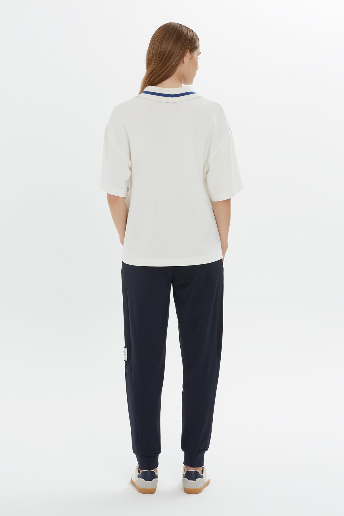 Ecru Graphic Print V Neck T-shirt