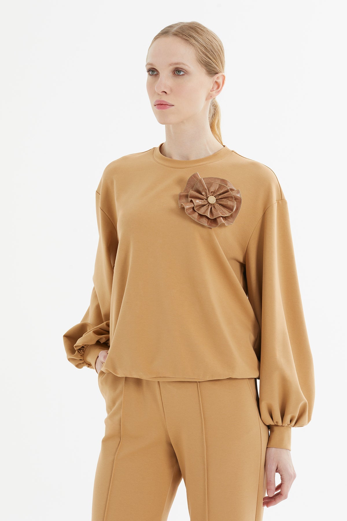 Brown Brooch-Detail Tracksuit