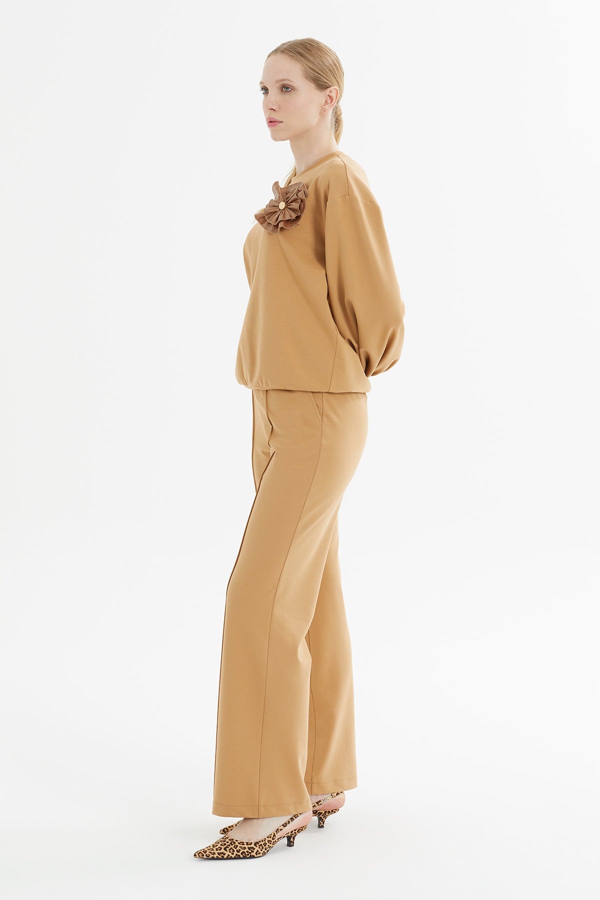 Brown Brooch-Detail Tracksuit
