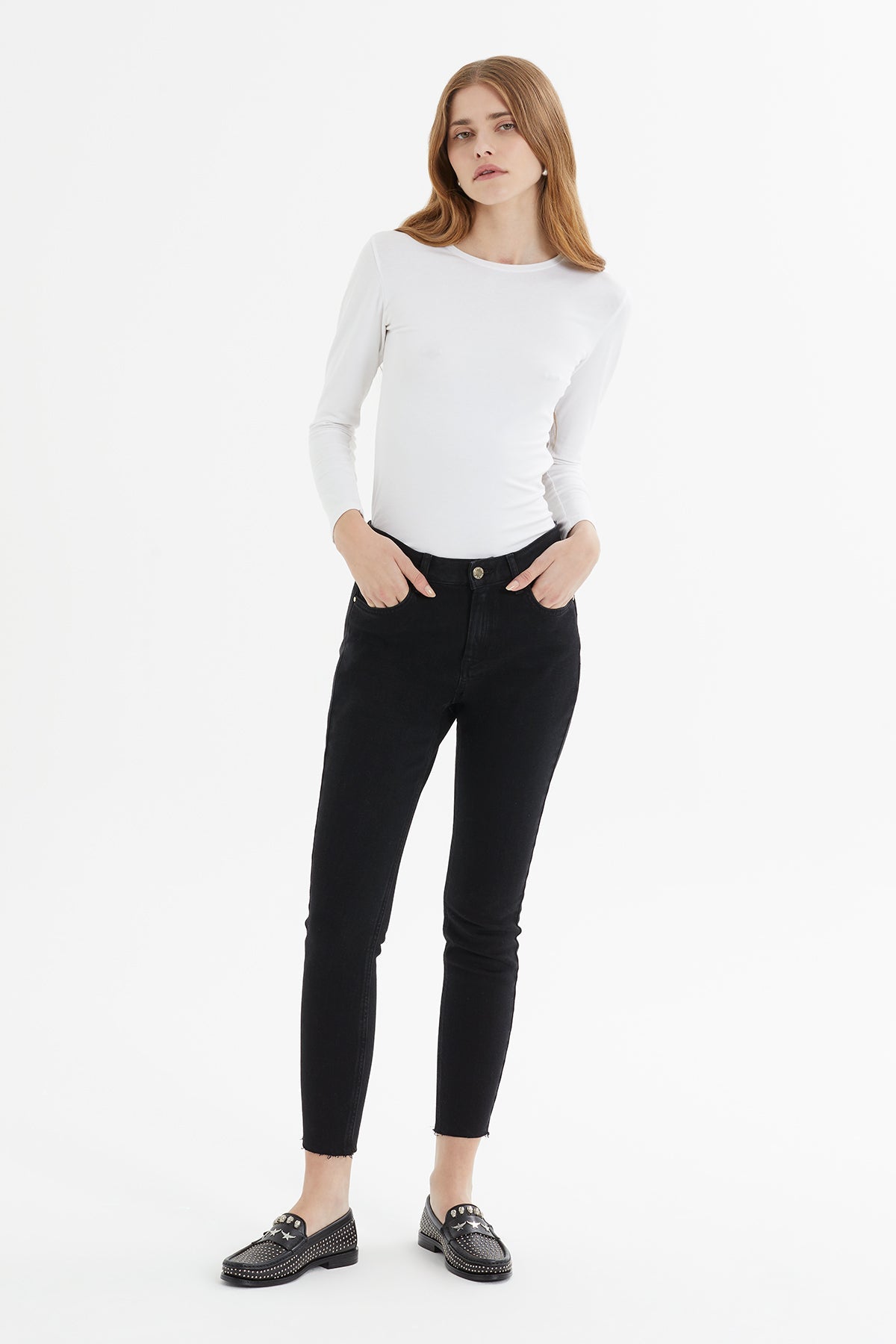 Buttoned Skinny Stretch Jeans