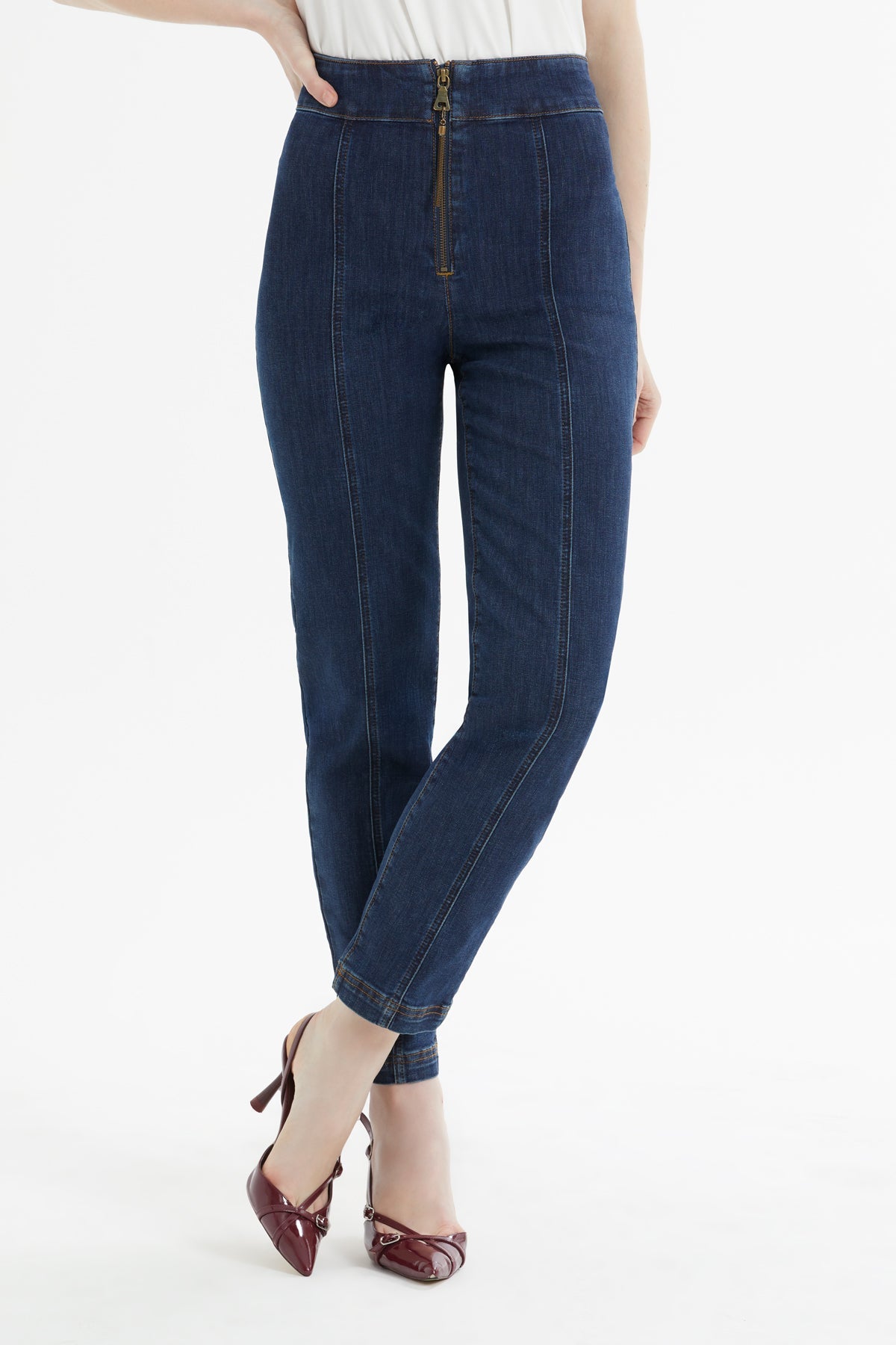 High-Waist Zip Stretch Jeans