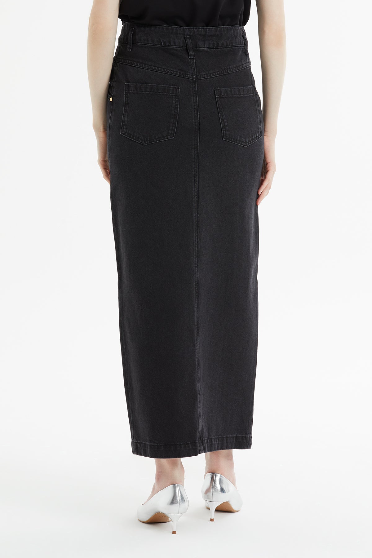 Black Slit-Detail Maxi Denim Skirt