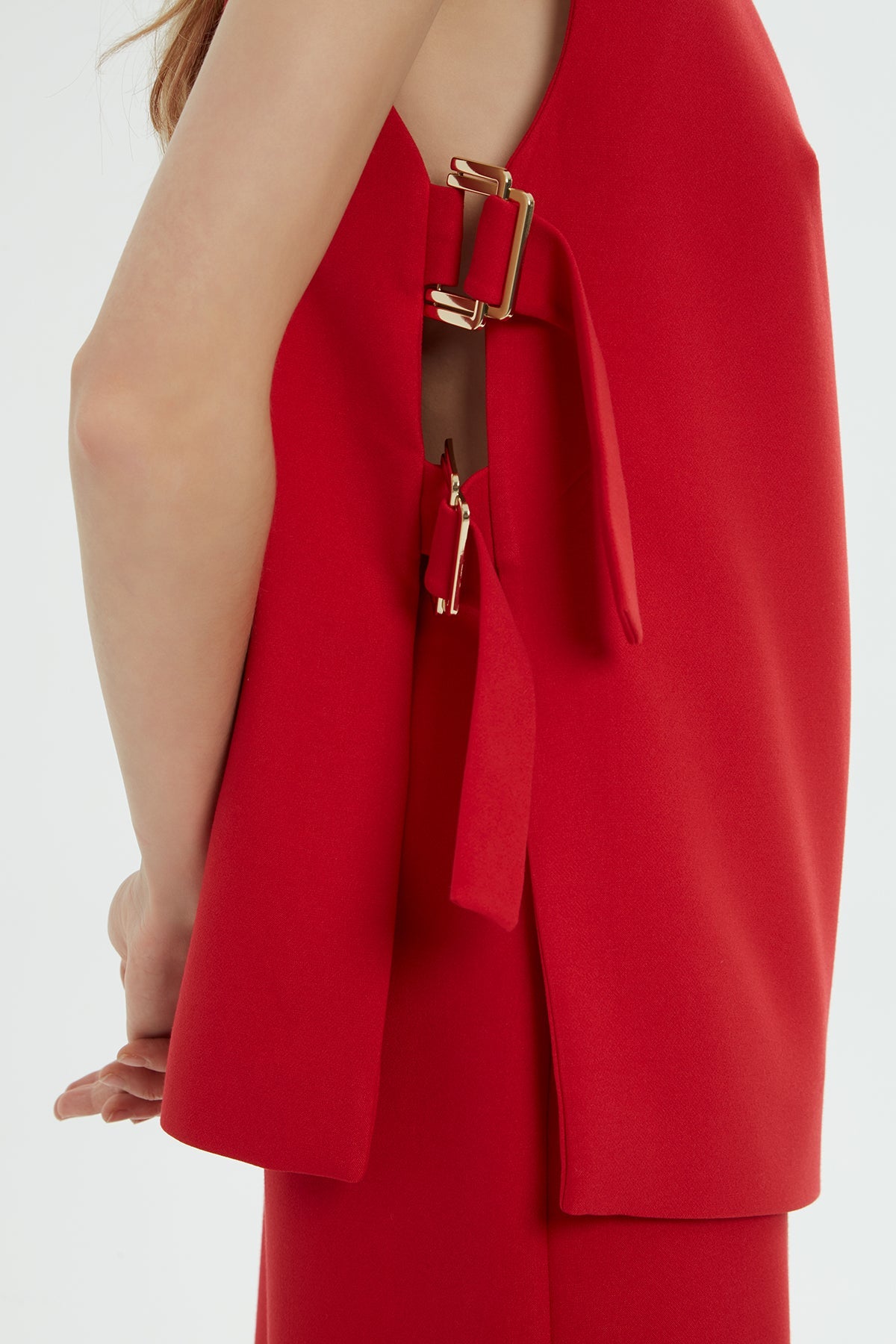 Crew-Neck Sleeveless Vest