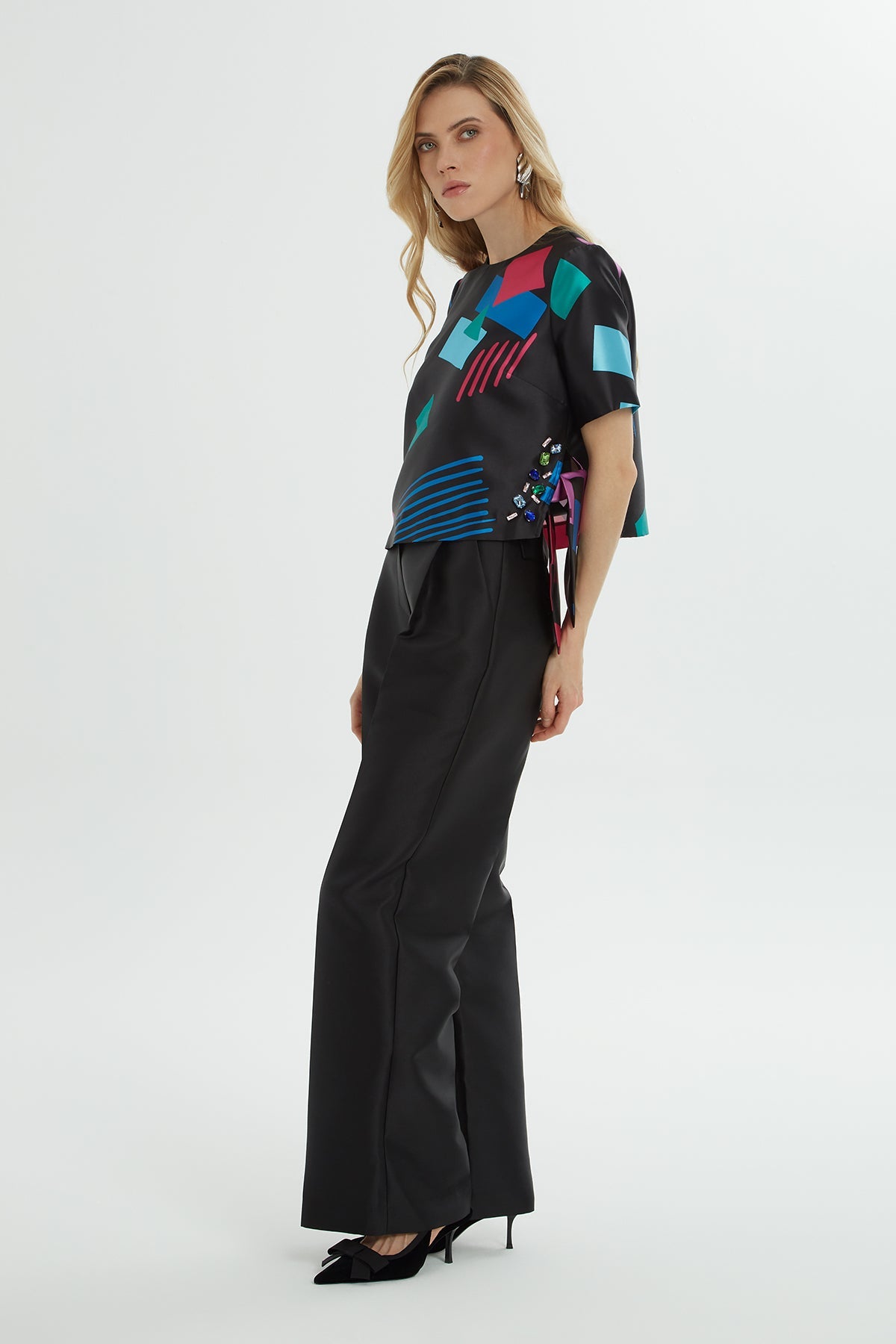 Colorful Round Neck Geometric Blouse