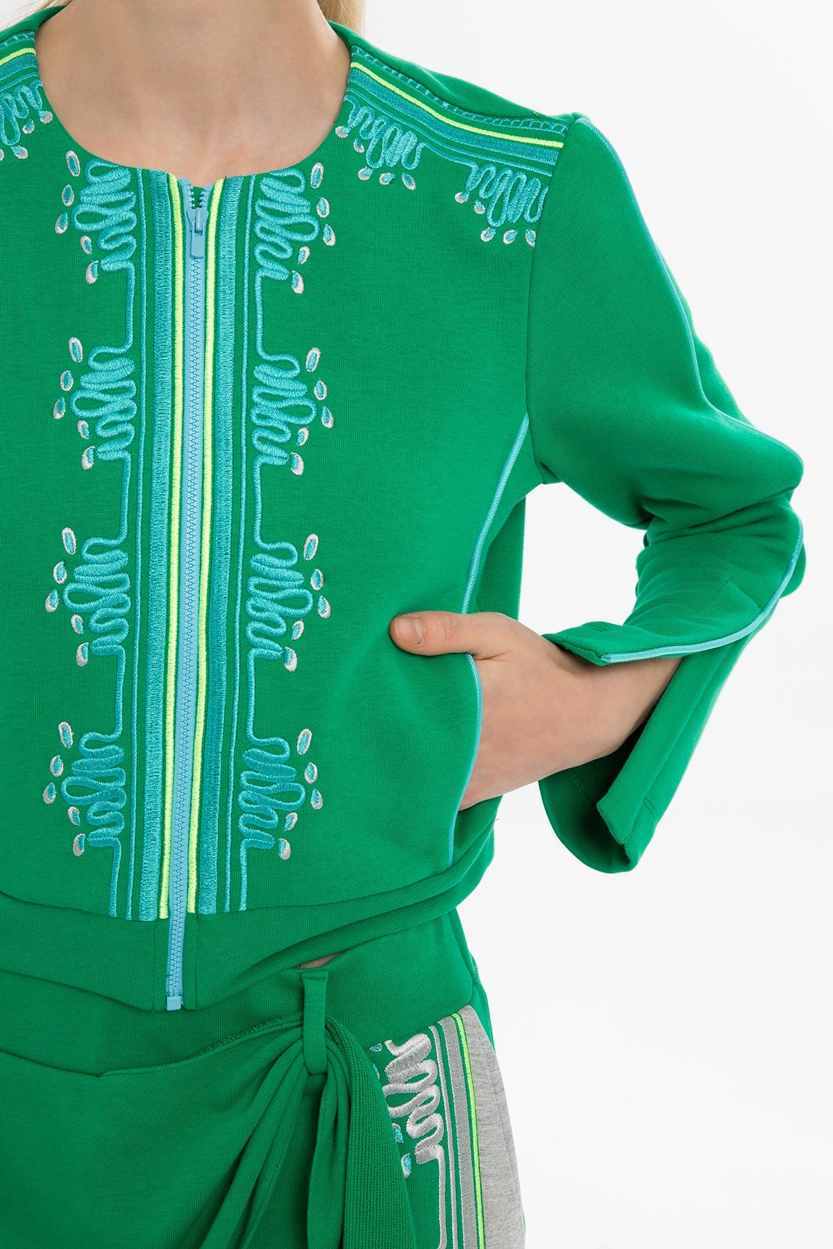 Green Embroidered Sweatshirt