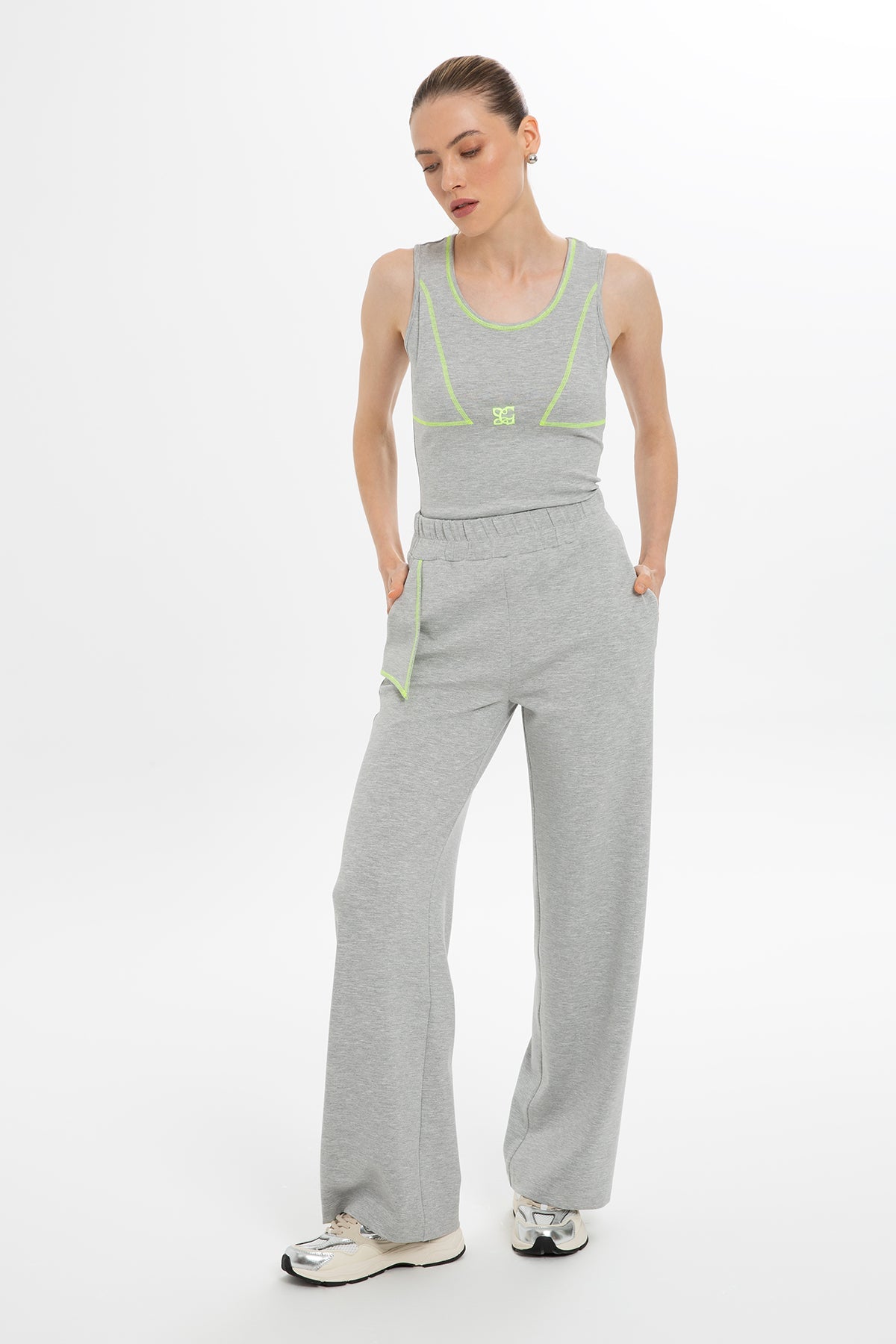 Grey Pocketed Straight-Leg Sweatpants
