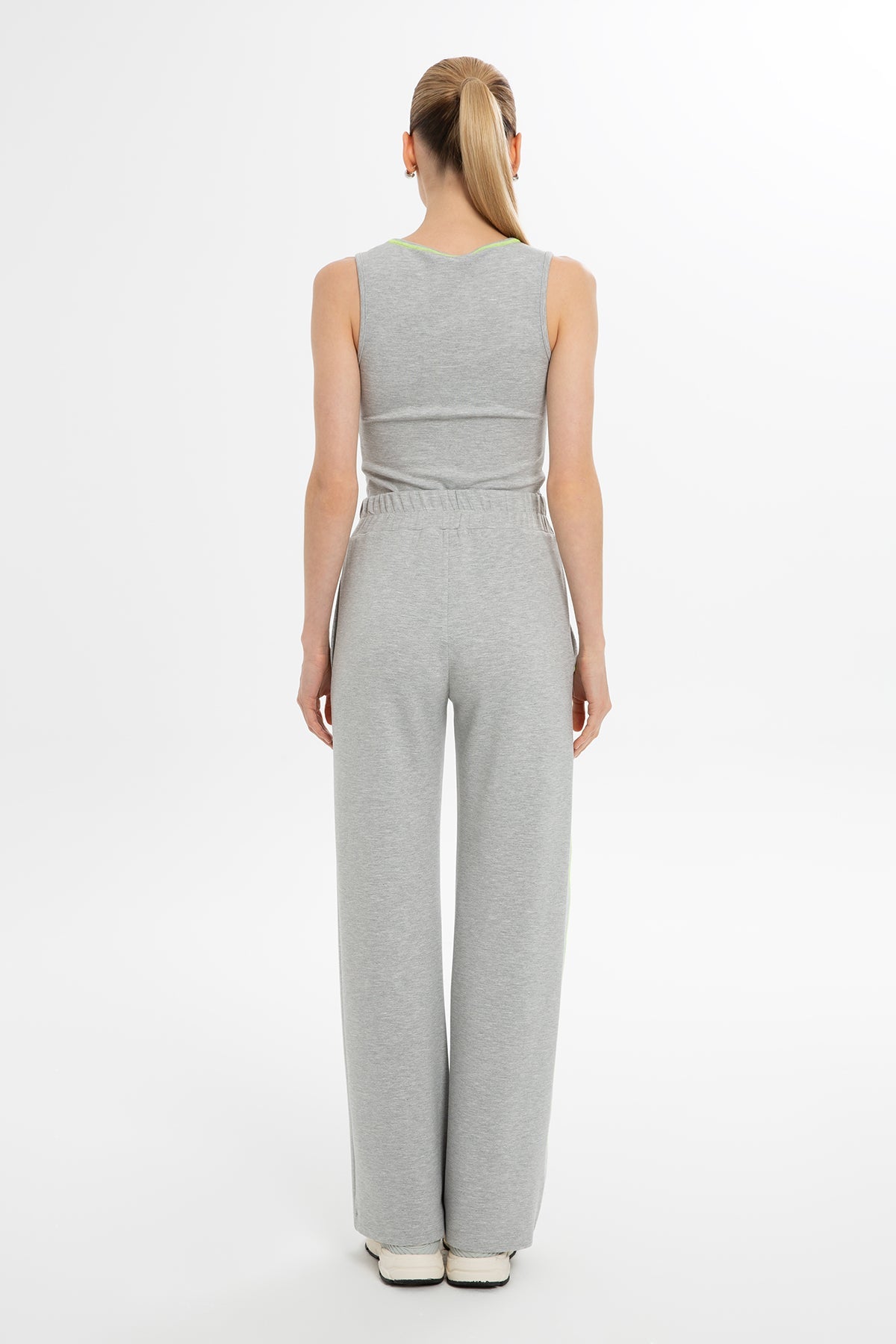 Grey Pocketed Straight-Leg Sweatpants