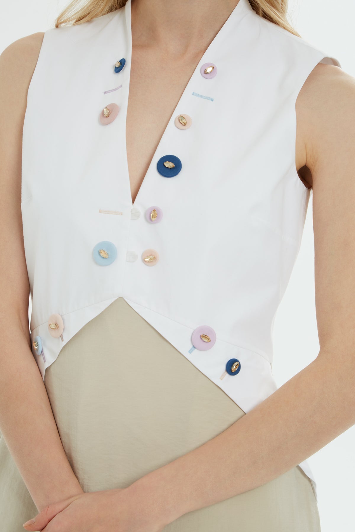 White V-Neck Sleeveless Maxi Dress