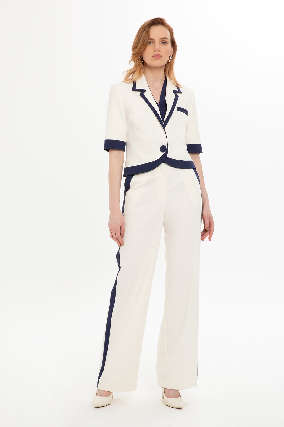 Ecru Set with Short-Sleeved Jacket