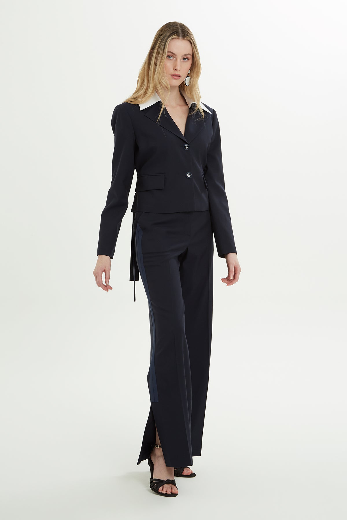 Navy Contrast-Collar Jacket