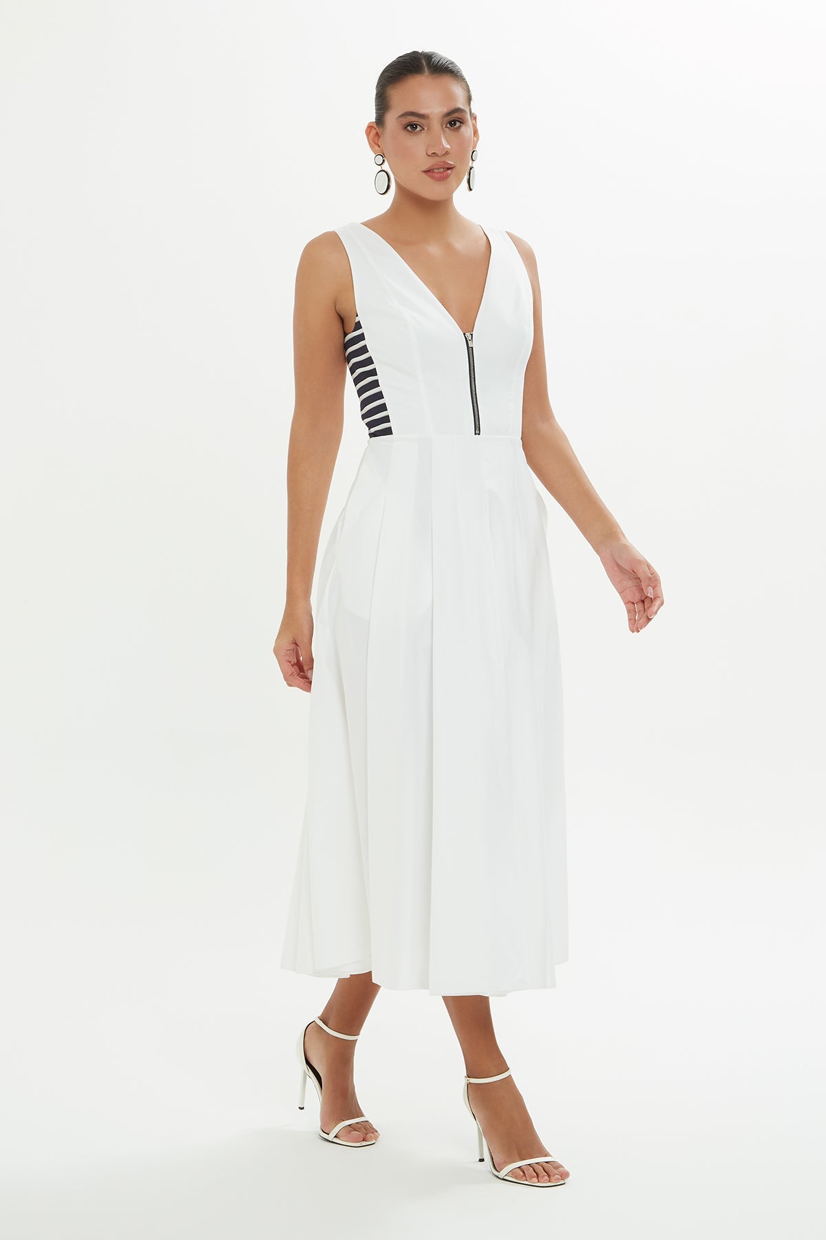 White V-Neck Sleeveless Midi Dress