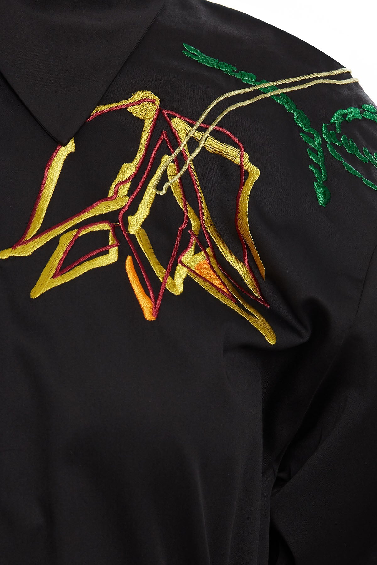 black Short-sleeved embroidered midi dress