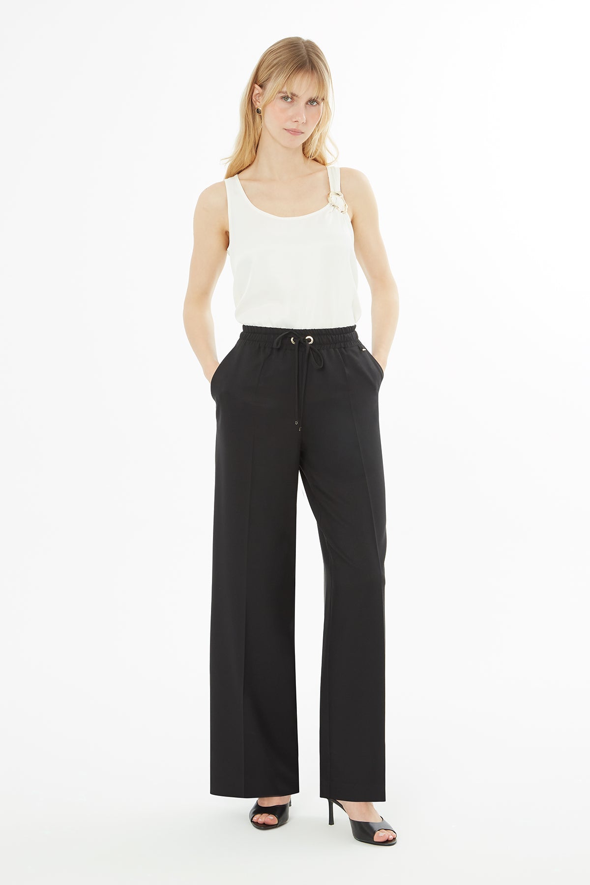 Black Trousers with Tie-Detail