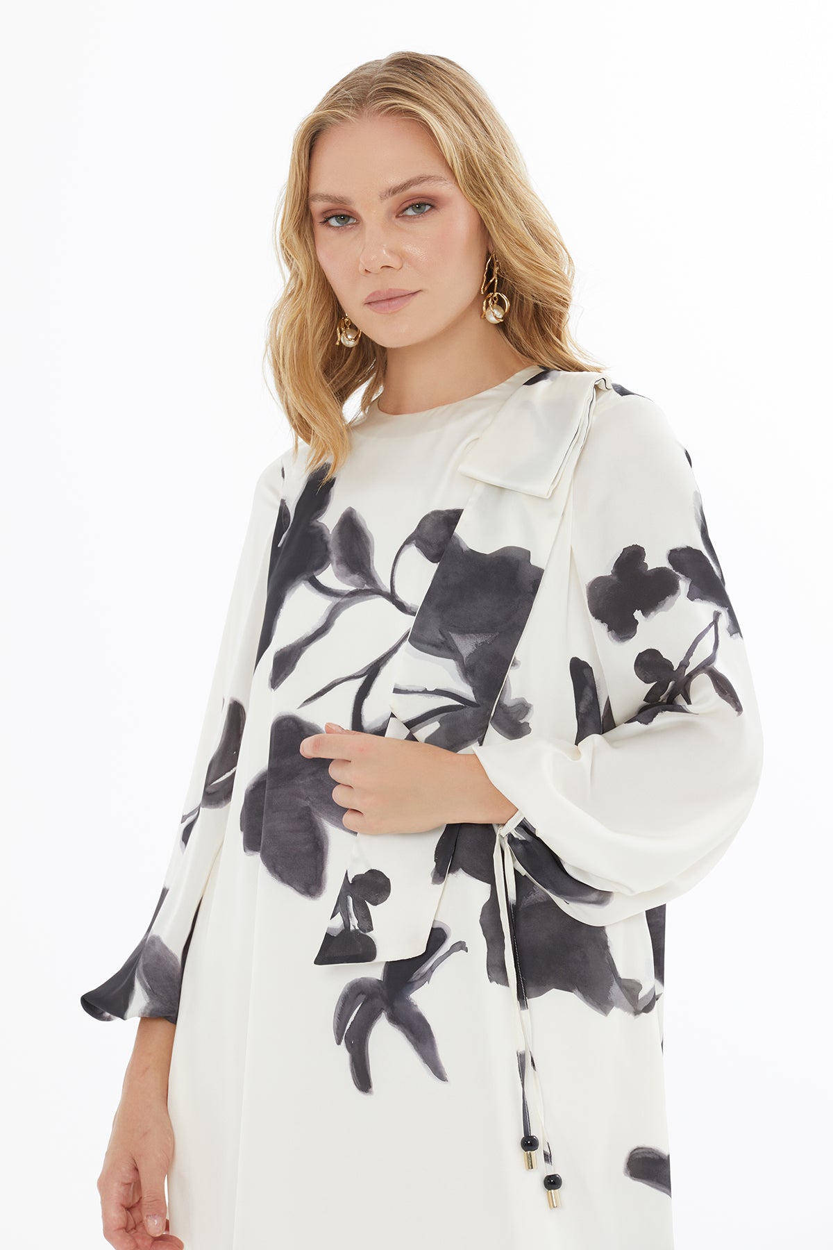 Ruffled Dress with Back Button Closure N