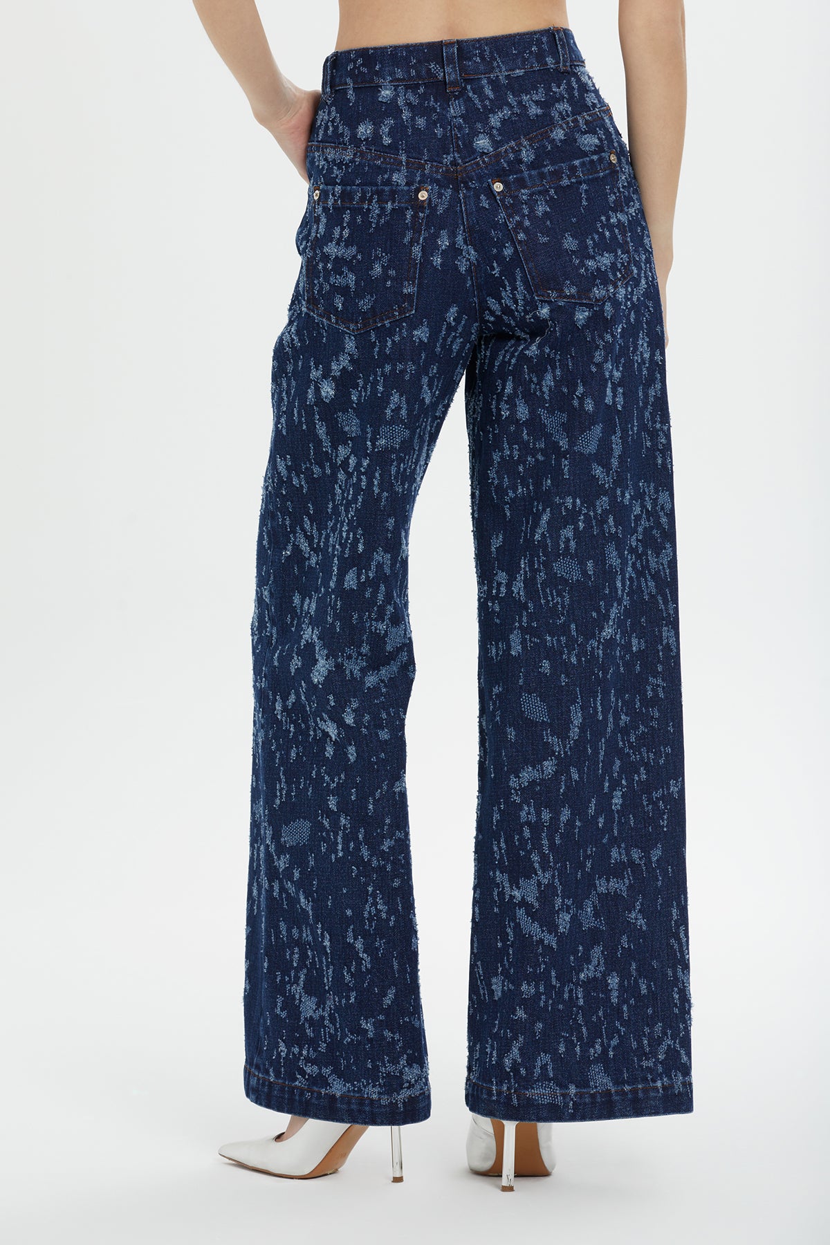 Belt and Button Detail Front Single-Pleat Wide-Leg Denim Pants