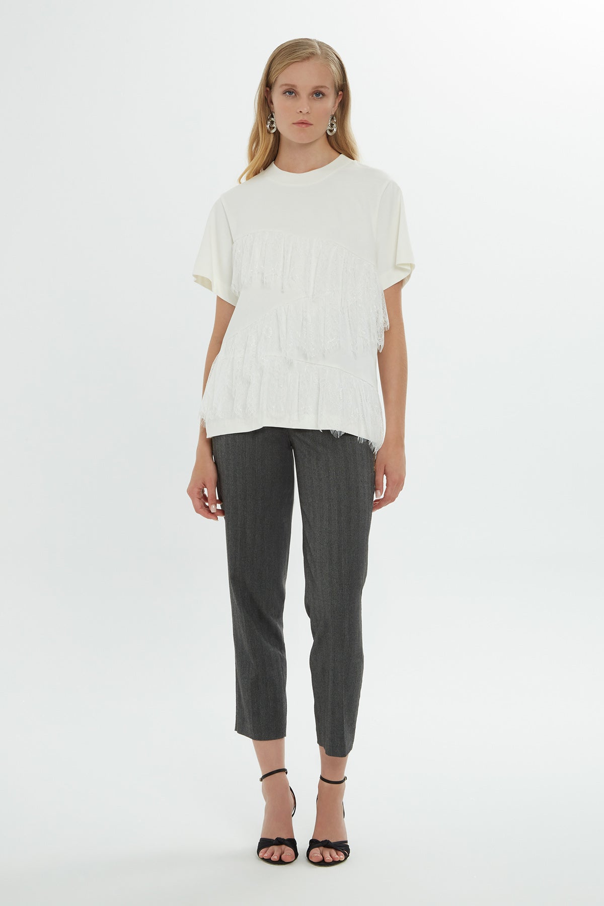 Lace Detail Short-Sleeve Off-White Blouse N