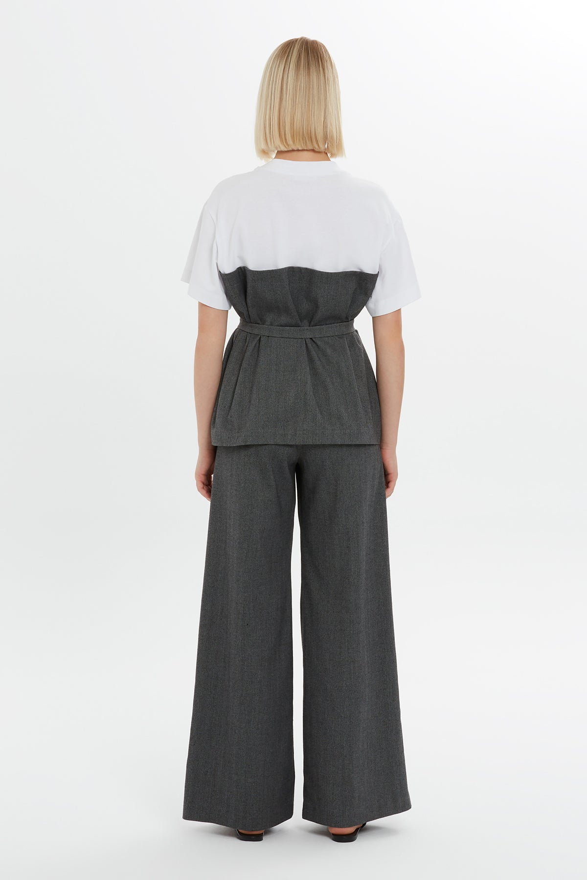 Detachable Belt Chest Cutout Side Slit Short-Sleeve White Blouse N