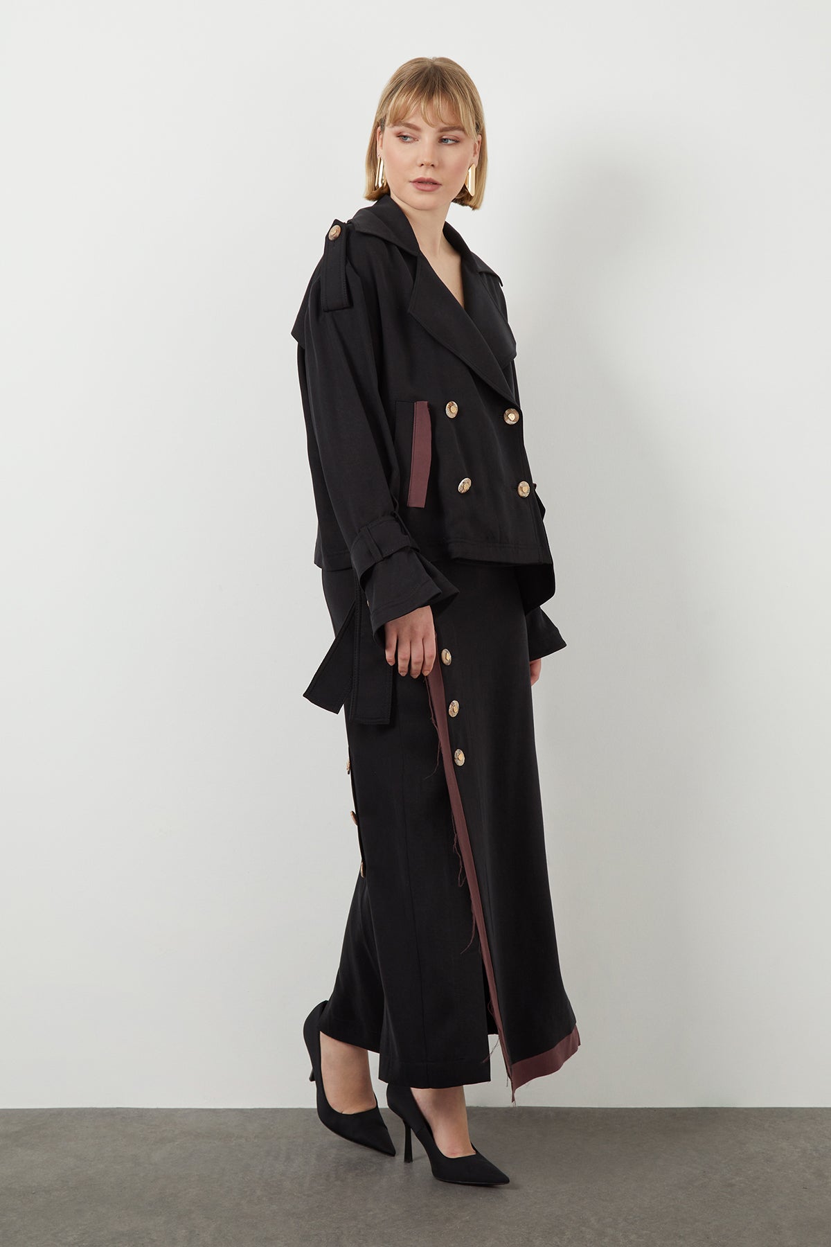 Tie-Sleeve Detail Black Jacket Black N