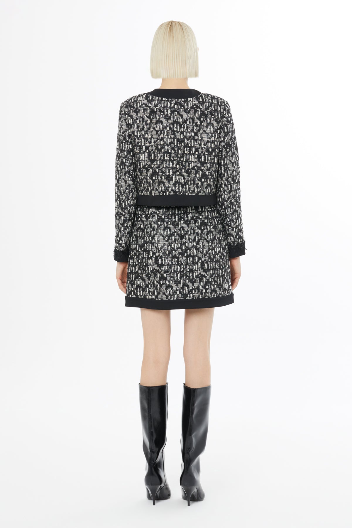 Front Pocketed Jacket and Front Slit Skirt Black Set N