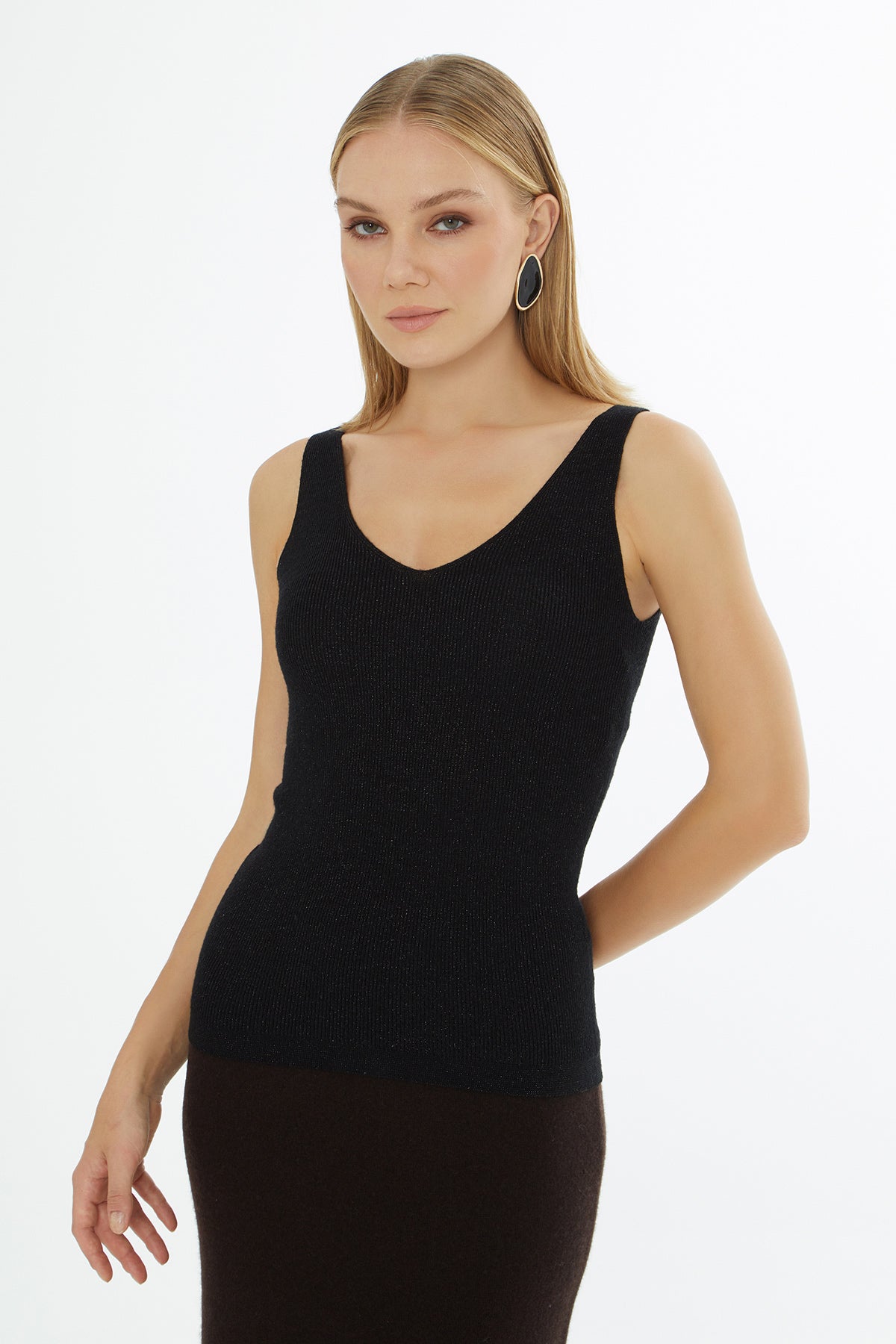 Black V-Neck Sleeveless Blouse