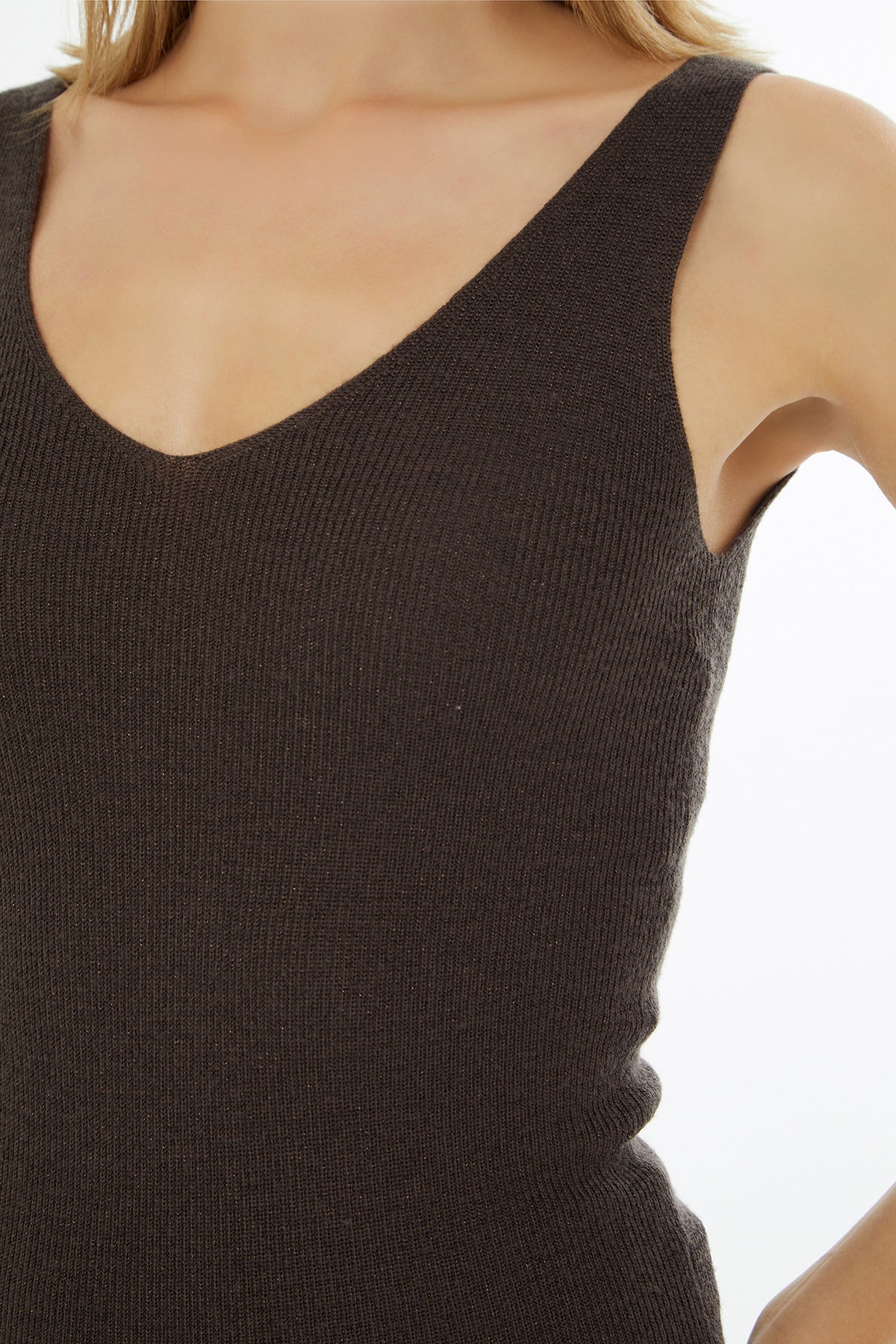 Brown V-Neck Sleeveless Blouse