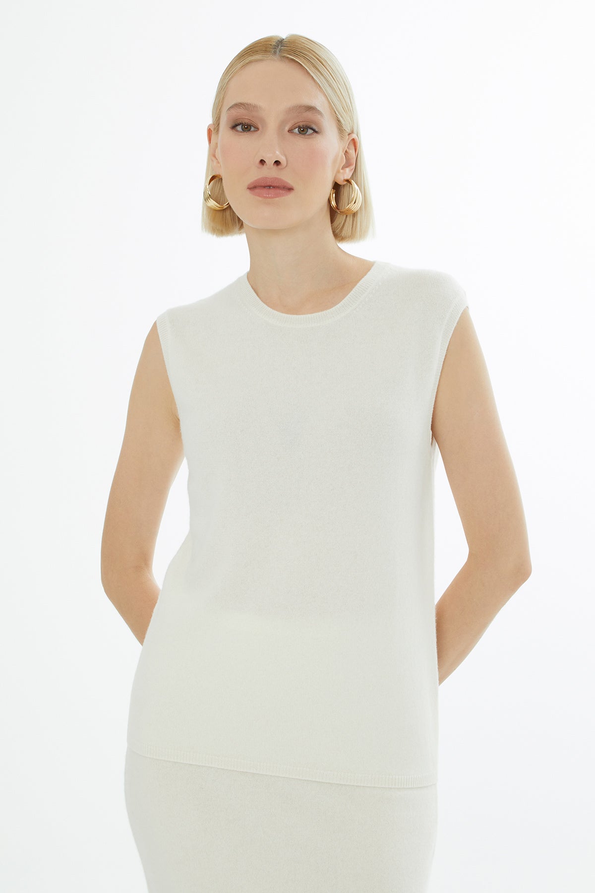 Ecru Sleeveless Round-Neck Blous