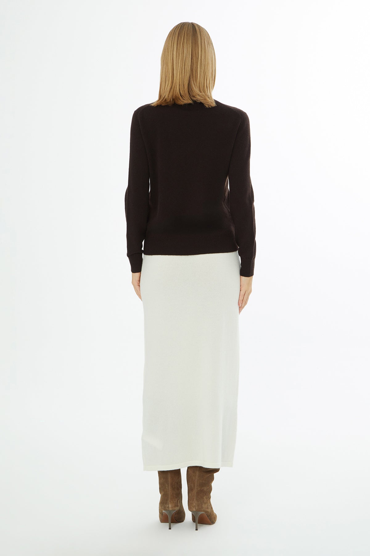 Brown Turtleneck Knit Blouse