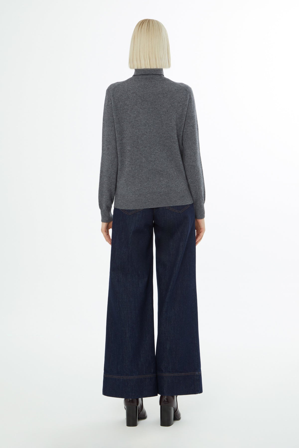 Grey Turtleneck Knit Blouse