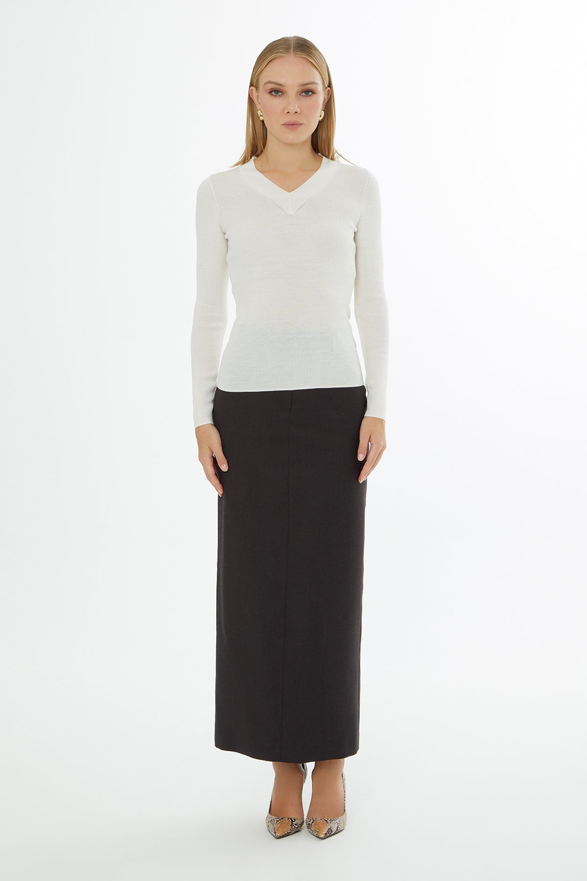 Ecru V-Neck Long-Sleeved Blouse