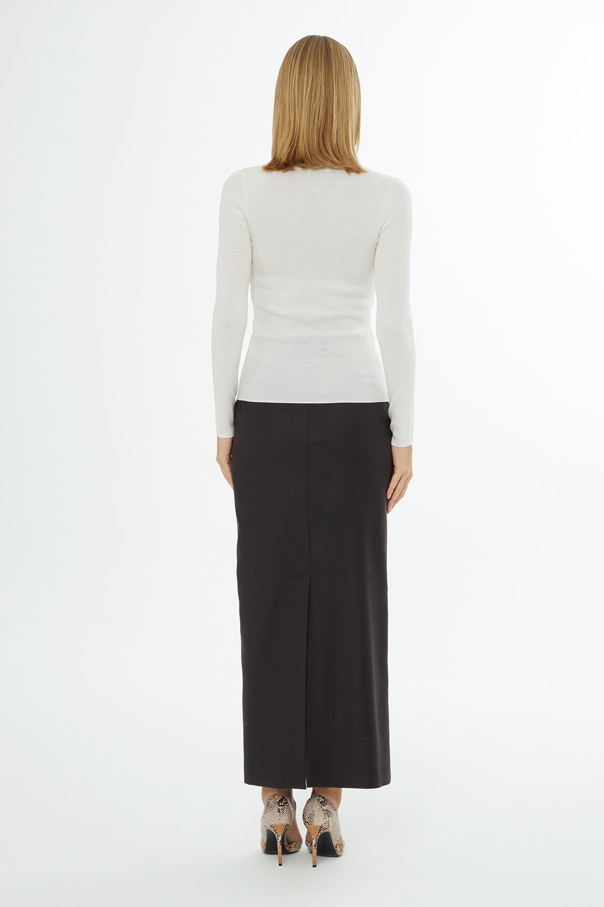 Ecru V-Neck Long-Sleeved Blouse