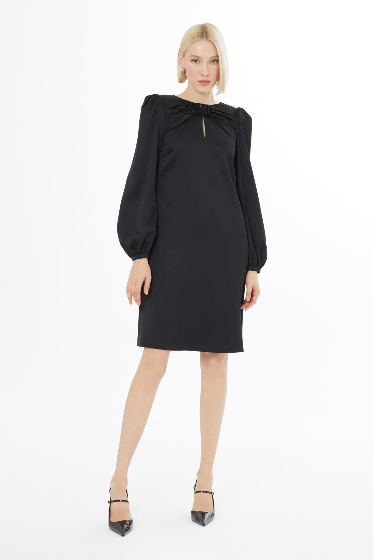 Shoulder-Pad Long-Sleeve Buttoned Midi Dress N