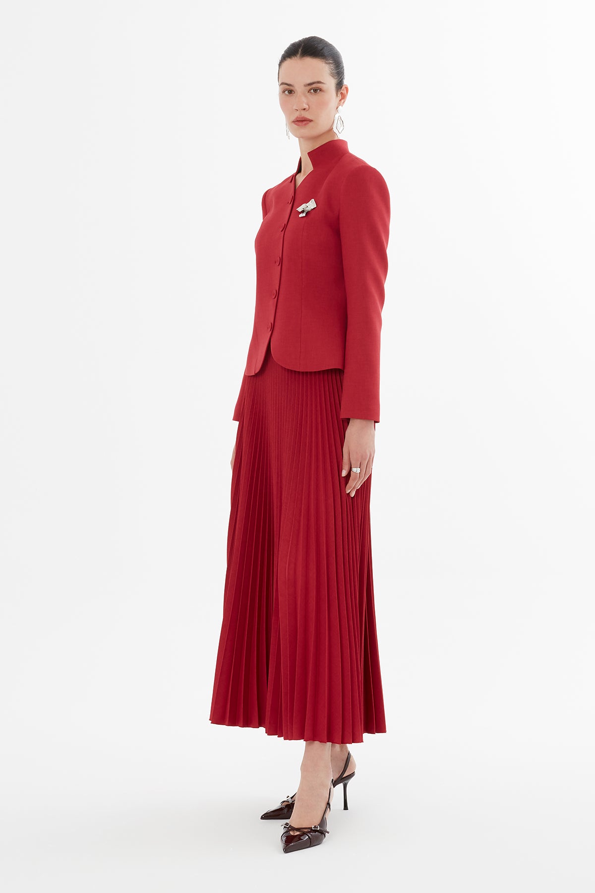 Double-Breasted Jacket and Pleated Skirt Set N
