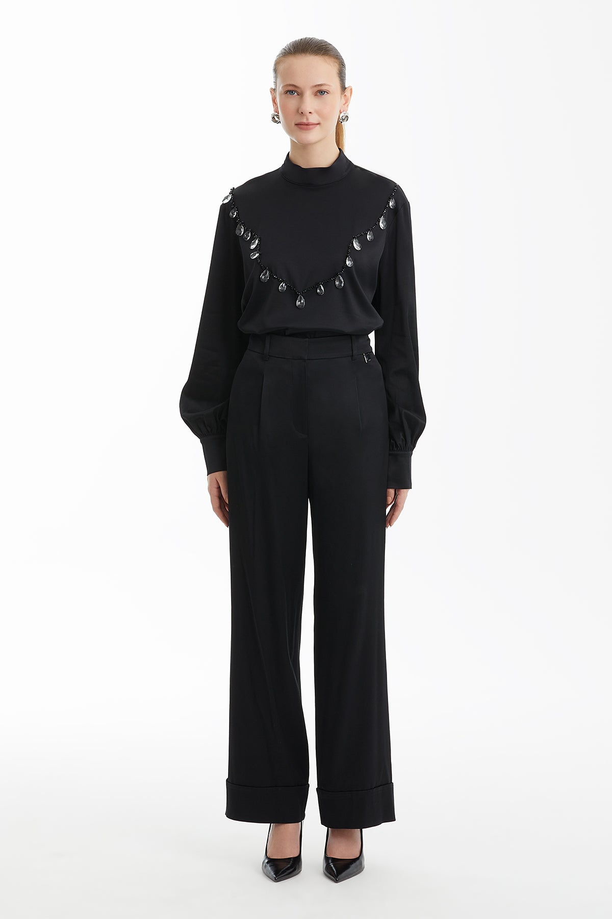 Black Pleated Turn-Up Hem Trousers