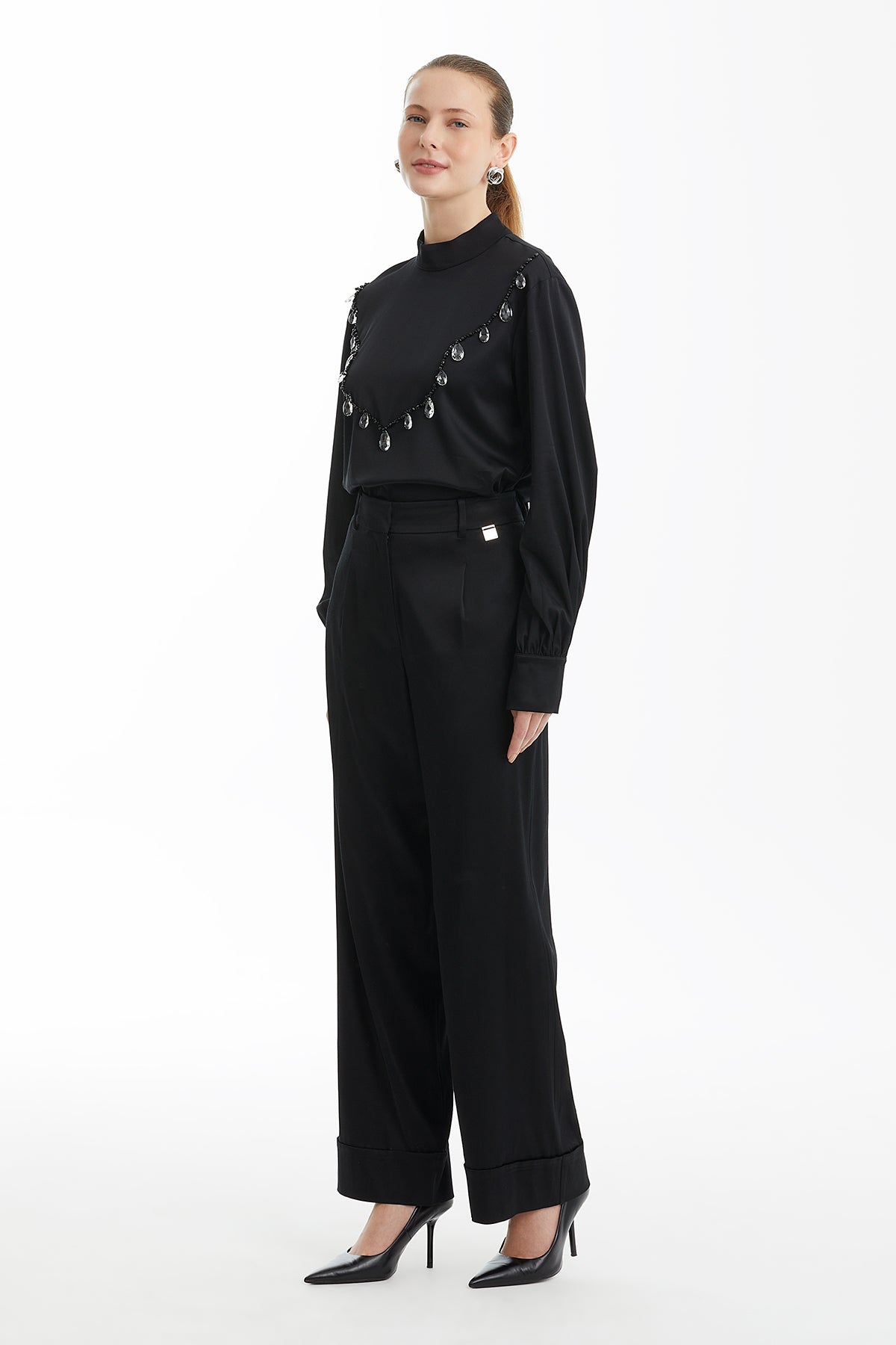 Black Pleated Turn-Up Hem Trousers